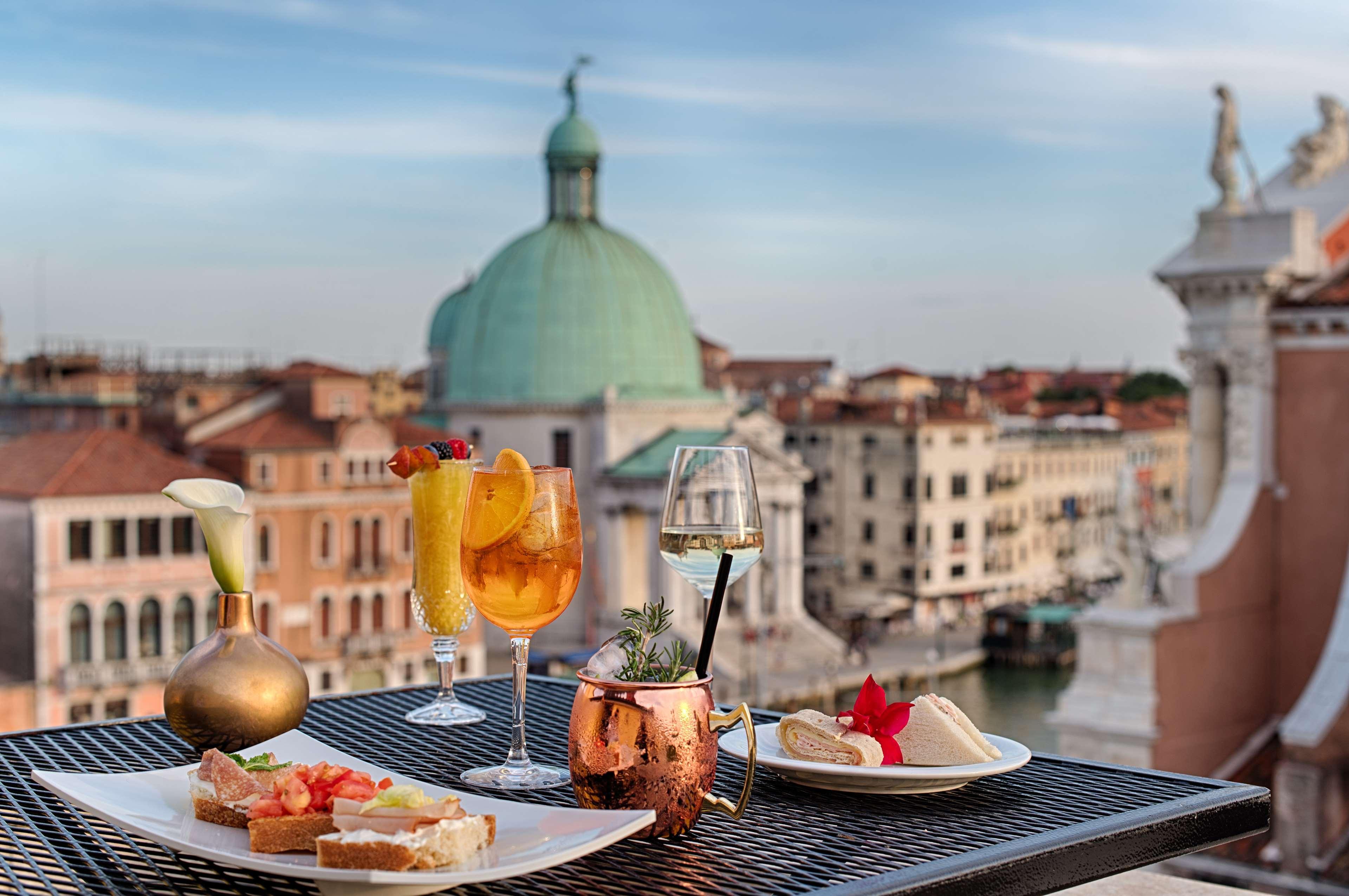 Nh Venezia Santa Lucia Hotel Exterior photo