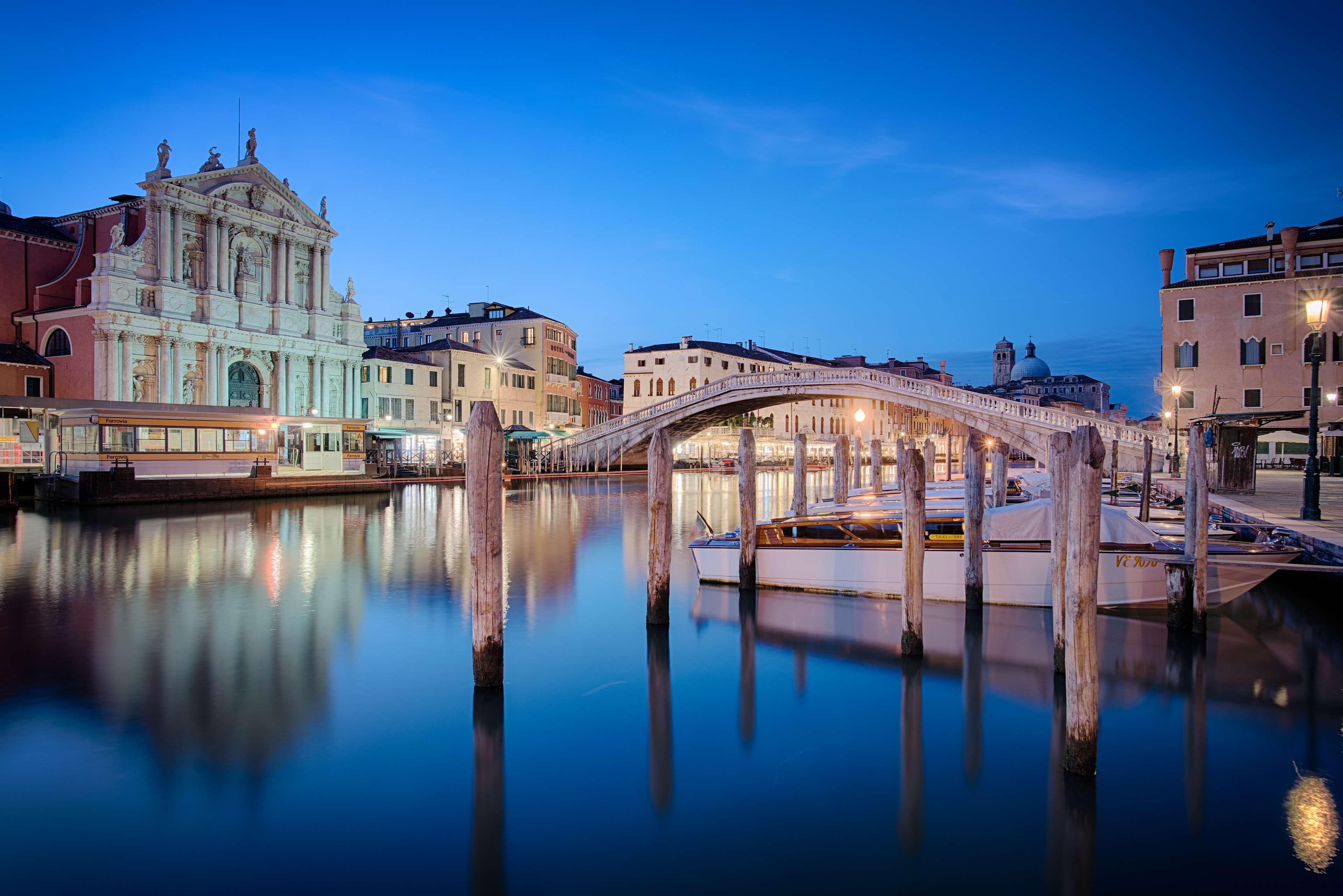 Nh Venezia Santa Lucia Hotel Exterior photo