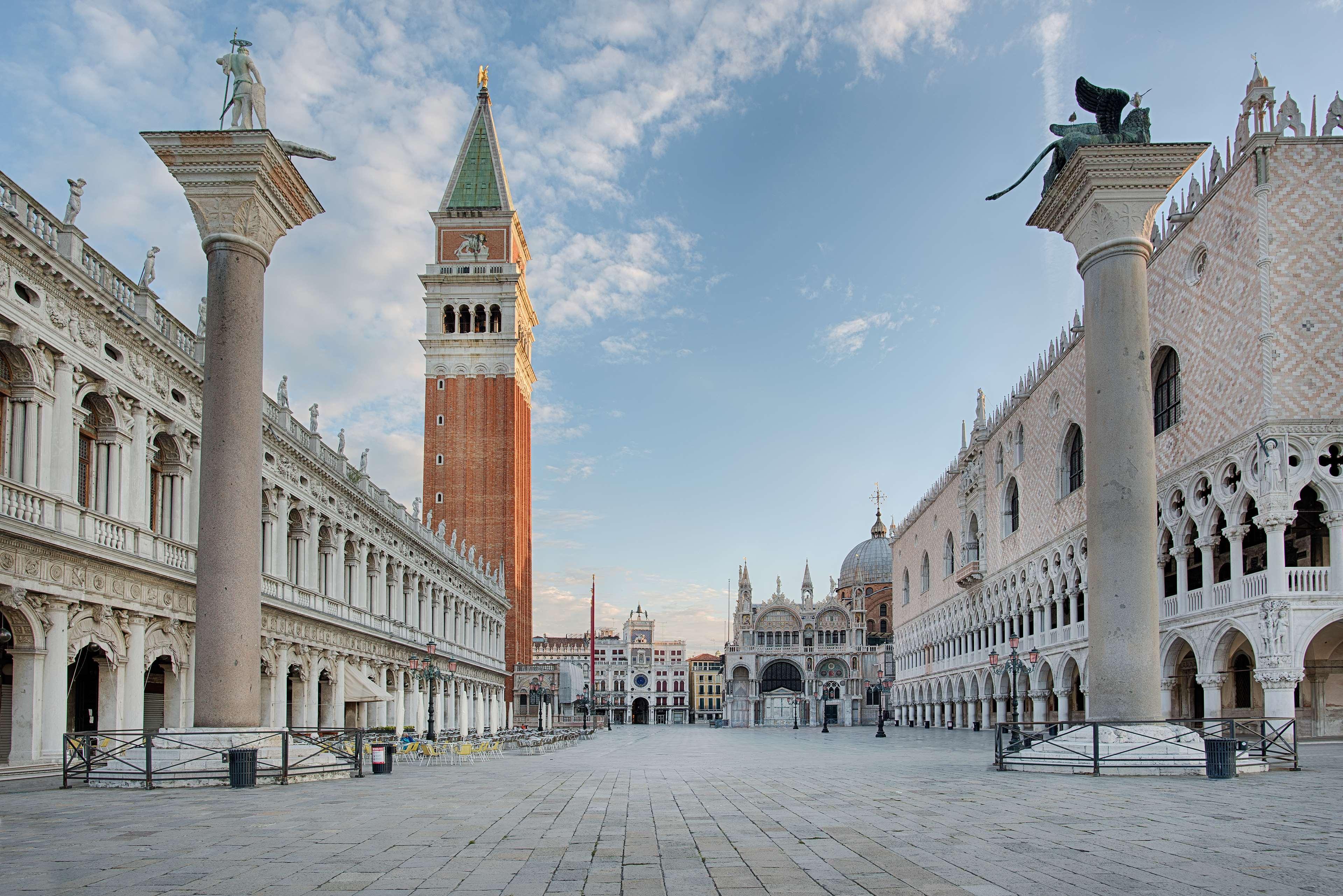 Nh Venezia Santa Lucia Hotel Exterior photo