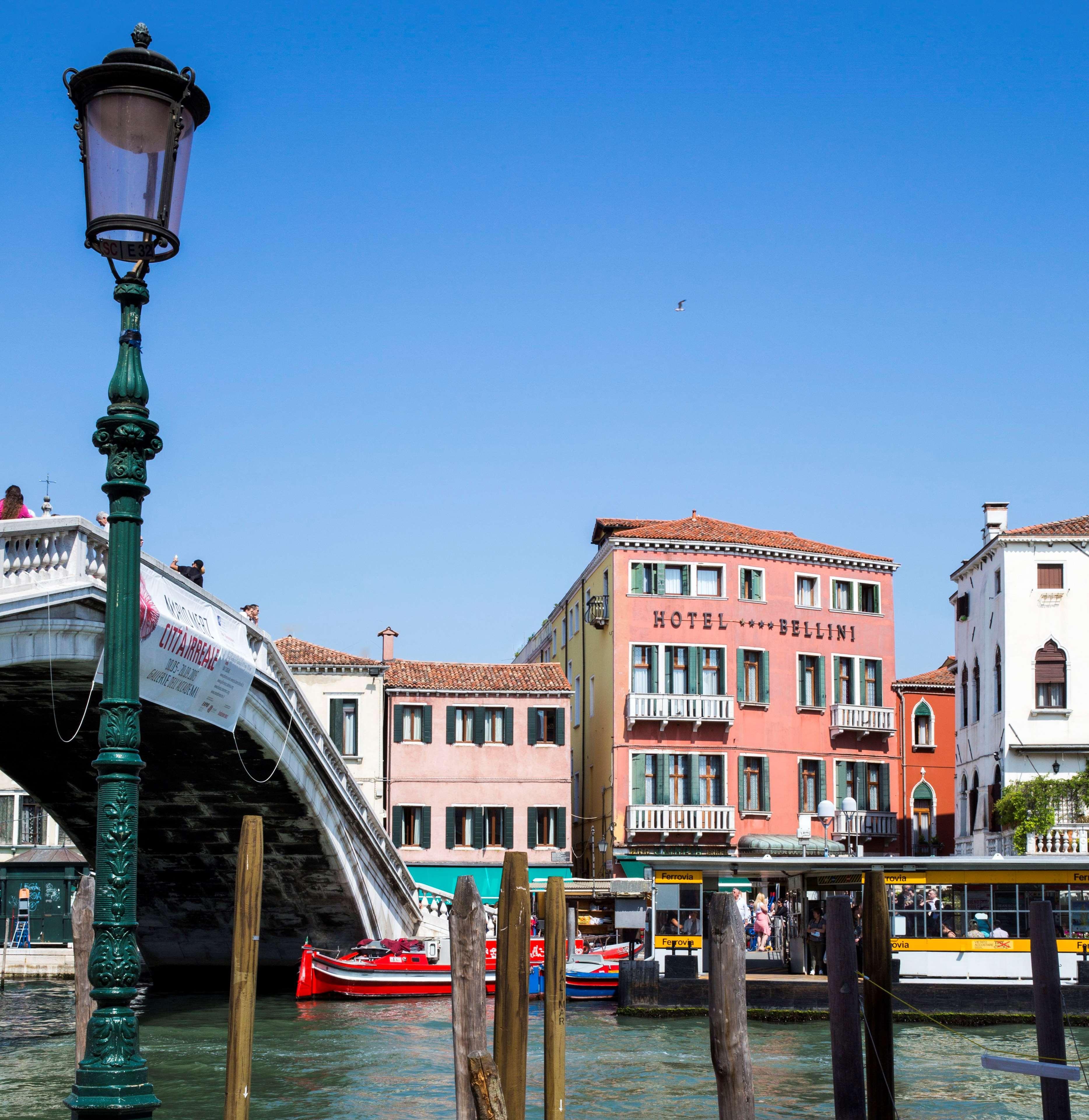 Nh Venezia Santa Lucia Hotel Exterior photo