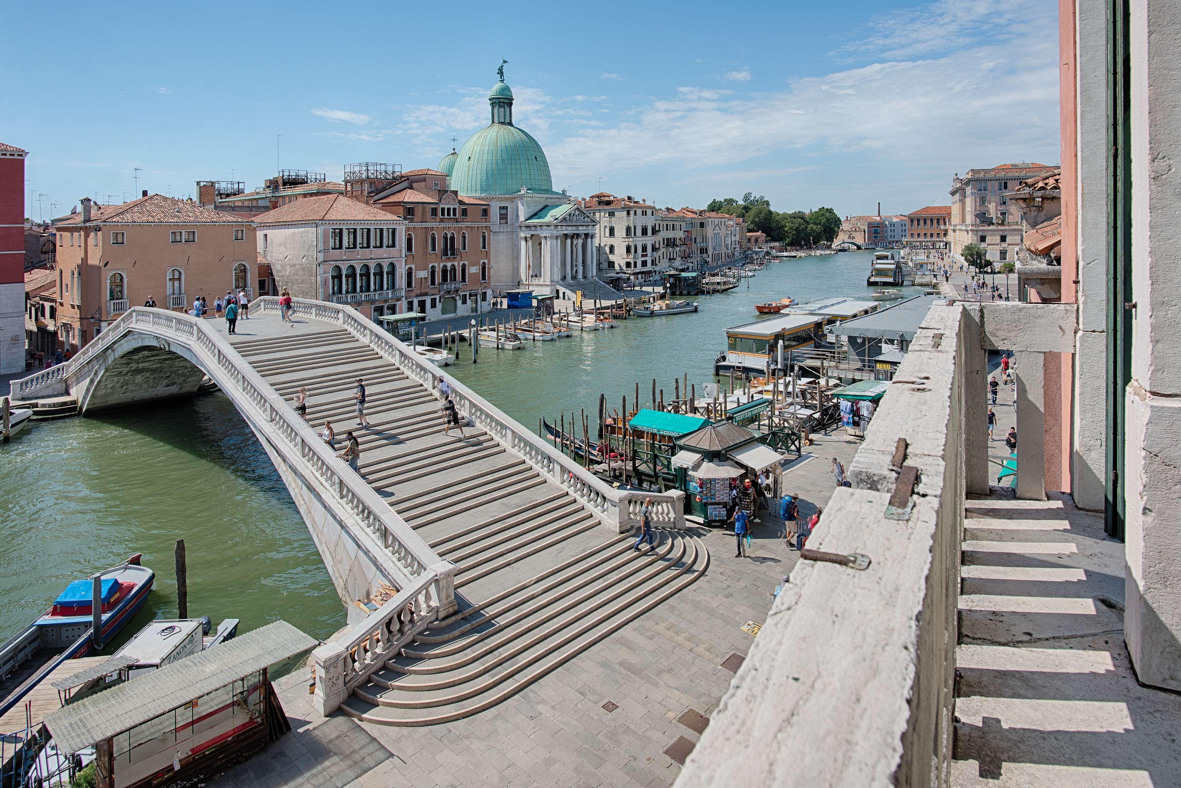 Nh Venezia Santa Lucia Hotel Exterior photo